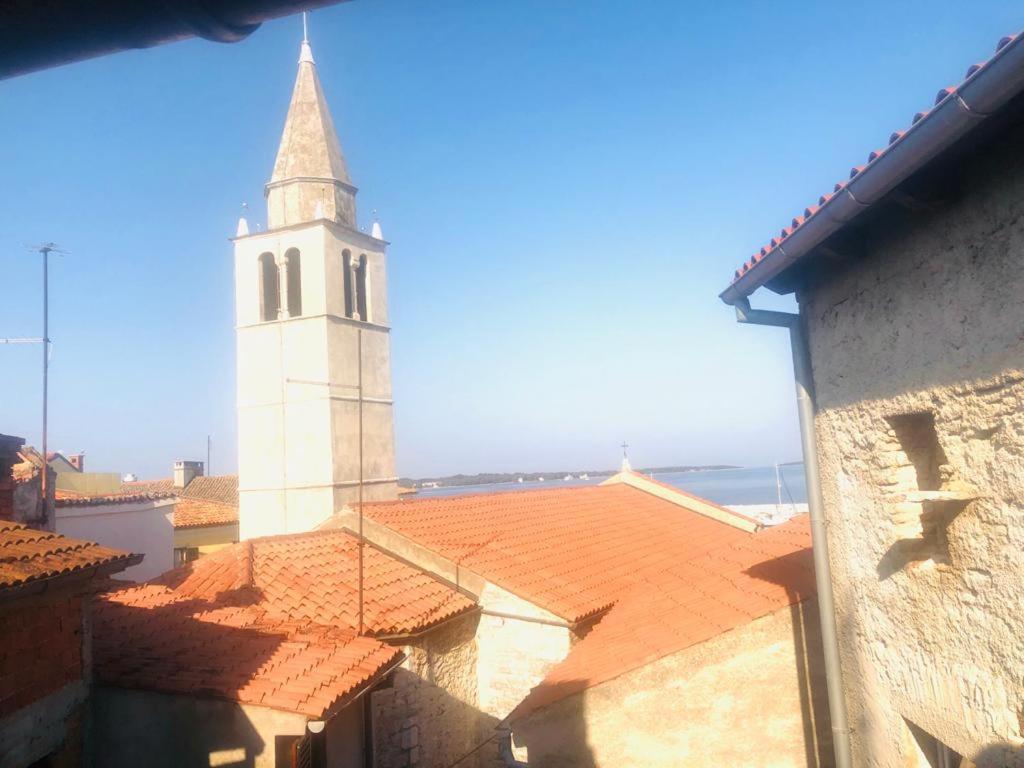 Istrian Stone House In The Heart Of The Beautiful Fishing Village Fazana - Only Few Steps From The Sea And The Wonderful Beach - Incl Plasma-Quad-Plus-Filter Against C O V I D Екстериор снимка