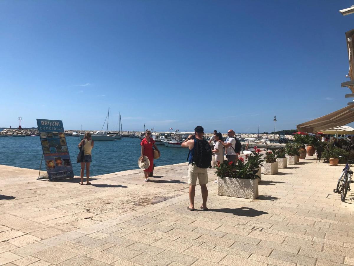 Istrian Stone House In The Heart Of The Beautiful Fishing Village Fazana - Only Few Steps From The Sea And The Wonderful Beach - Incl Plasma-Quad-Plus-Filter Against C O V I D Екстериор снимка