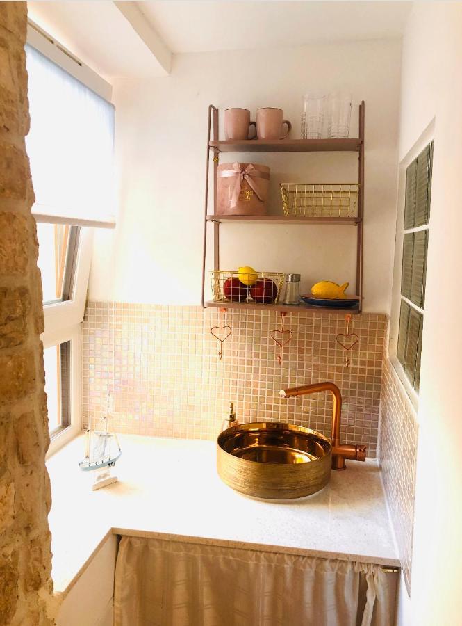 Istrian Stone House In The Heart Of The Beautiful Fishing Village Fazana - Only Few Steps From The Sea And The Wonderful Beach - Incl Plasma-Quad-Plus-Filter Against C O V I D Екстериор снимка